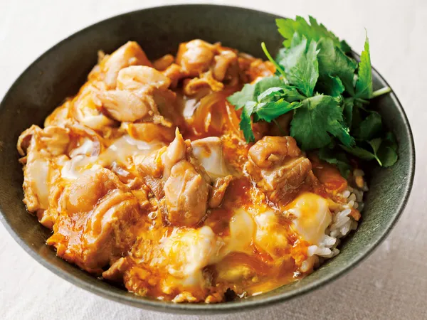 黄金比率でおいしく！ ふわとろ卵の親子丼のレシピ