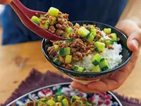 夏のスタミナ絶品おかず『きゅうりとひき肉のにんにくみそ炒め』のレシピ