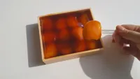 魅惑のとろぷる食感。噂の赤坂青野の「冷しみたらし」食べてみた【料理編集者の手土産帖】