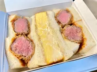 新大阪駅に行くたびリピ買い。「YOKOO」の牛カツサンド＆たまごカツサンドがおいしい【新幹線旅のお供に】