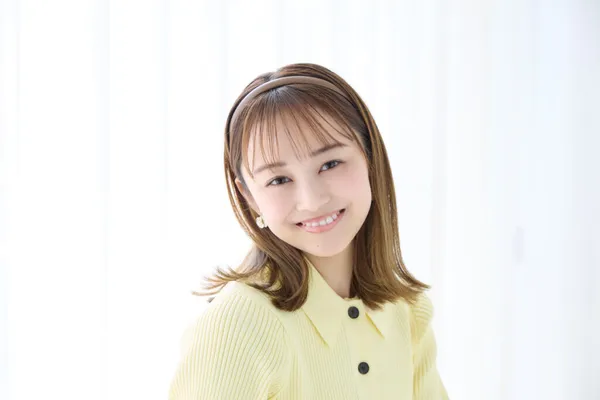 元宝塚歌劇団星組トップ娘役・舞空瞳さん「ヘアケアは頭皮から元気になるアイテムを愛用」【美のトビラ】