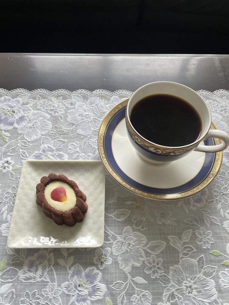 ローズとコーヒー