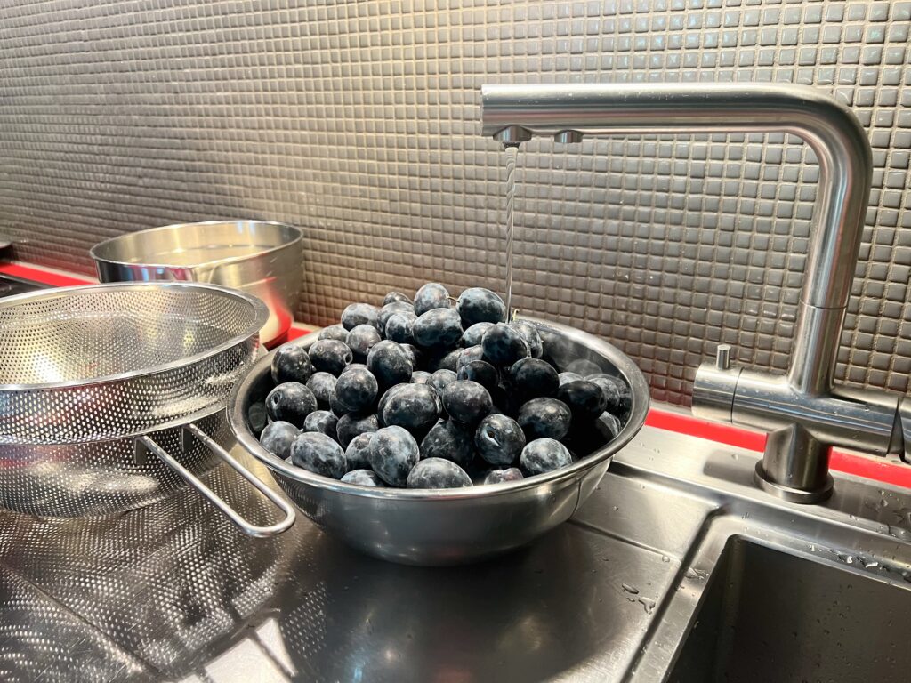 プラム ケーキ 夏
