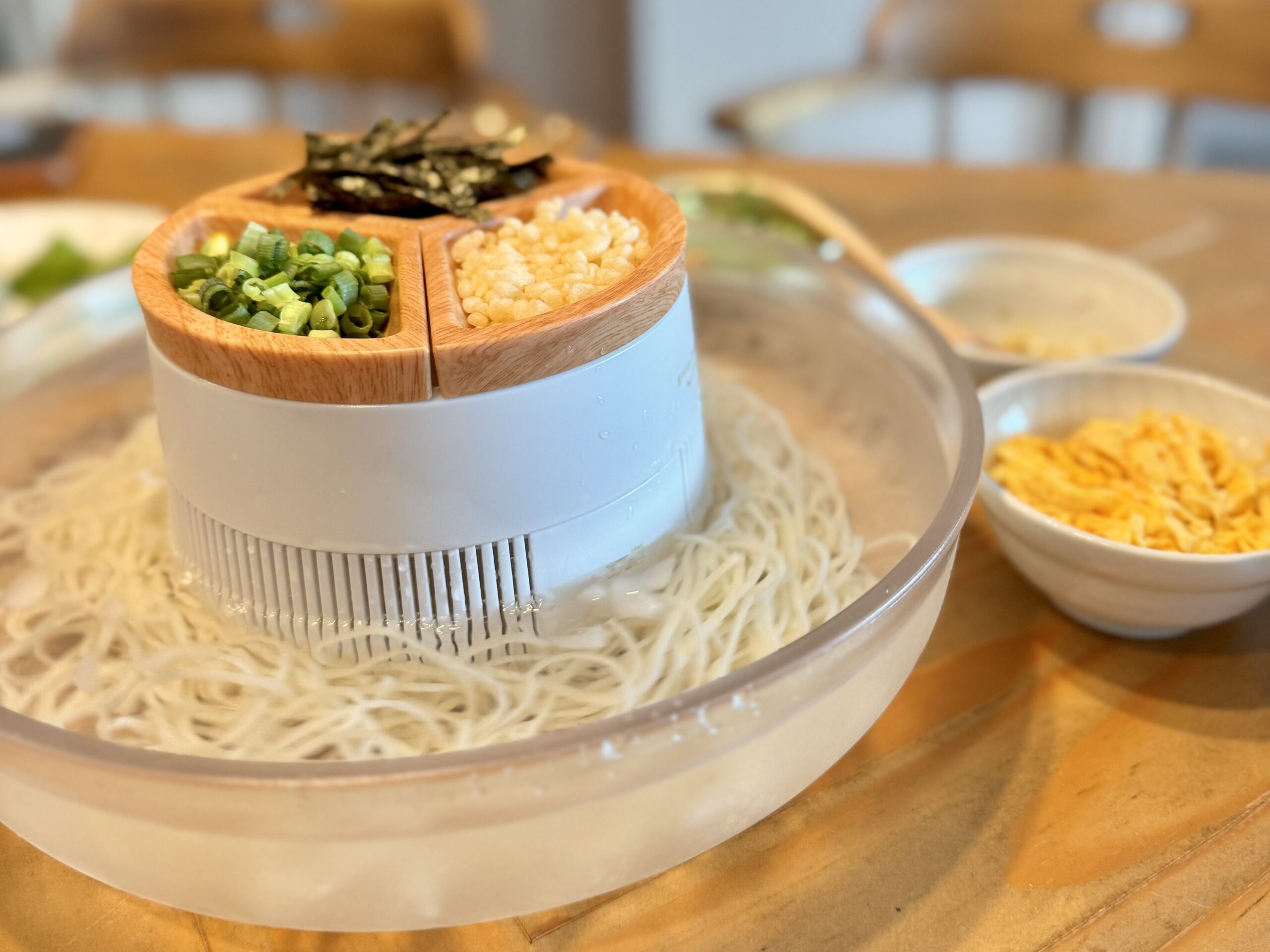 流しそうめん器２１２キッチンで購入した涼しげな透明な器