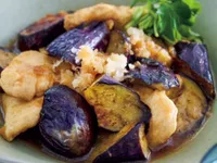 【胃腸をいたわるカンタン薬膳】齋藤菜々子さんの『鶏肉となすのみぞれ煮』鶏胸で！