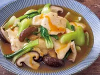 煮る時間わずか２分。鶏むねがしっとり、つるん！『鶏胸肉と青梗菜のオイスター煮』