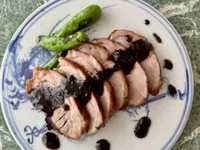 レンチンだけでプロの味。編集者が10年以上作り続ける『感動焼き豚』のレシピって？